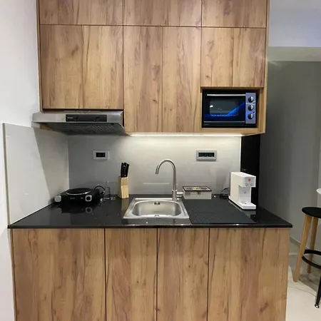 Rouan 1 Apartament *