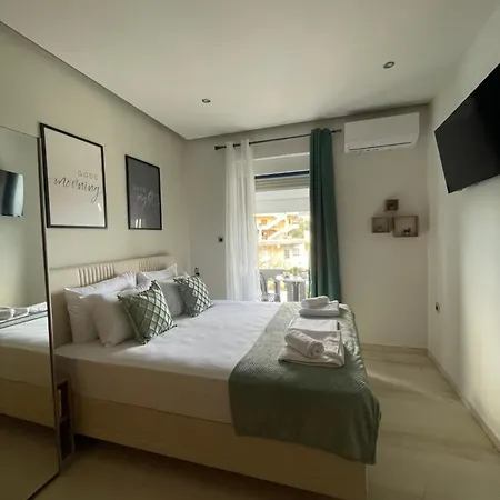Rouan 1 Apartment